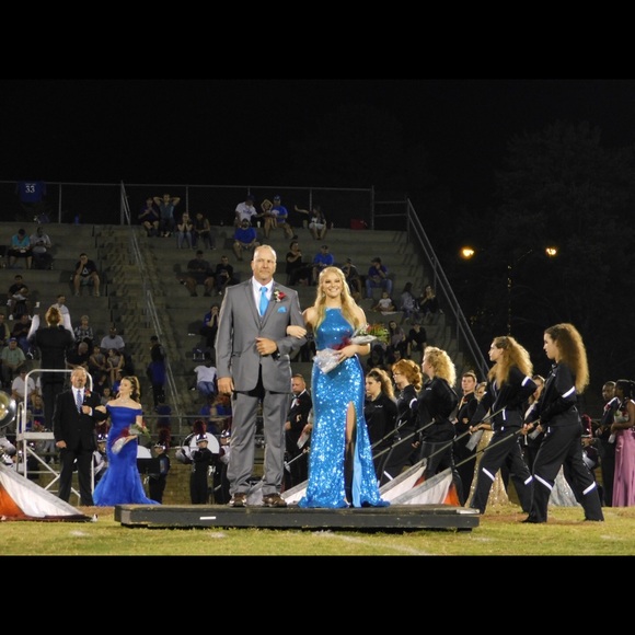 Mori lee Homecoming dress from last year - Picture 3 of 3